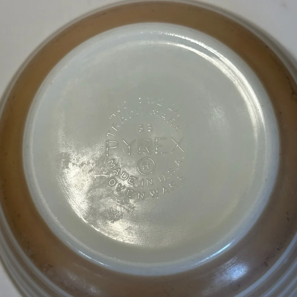 Vintage Pyrex Sandalwood Striped 1.5 Qt Glass Mixing Bowl #402 Rainbow Stripe